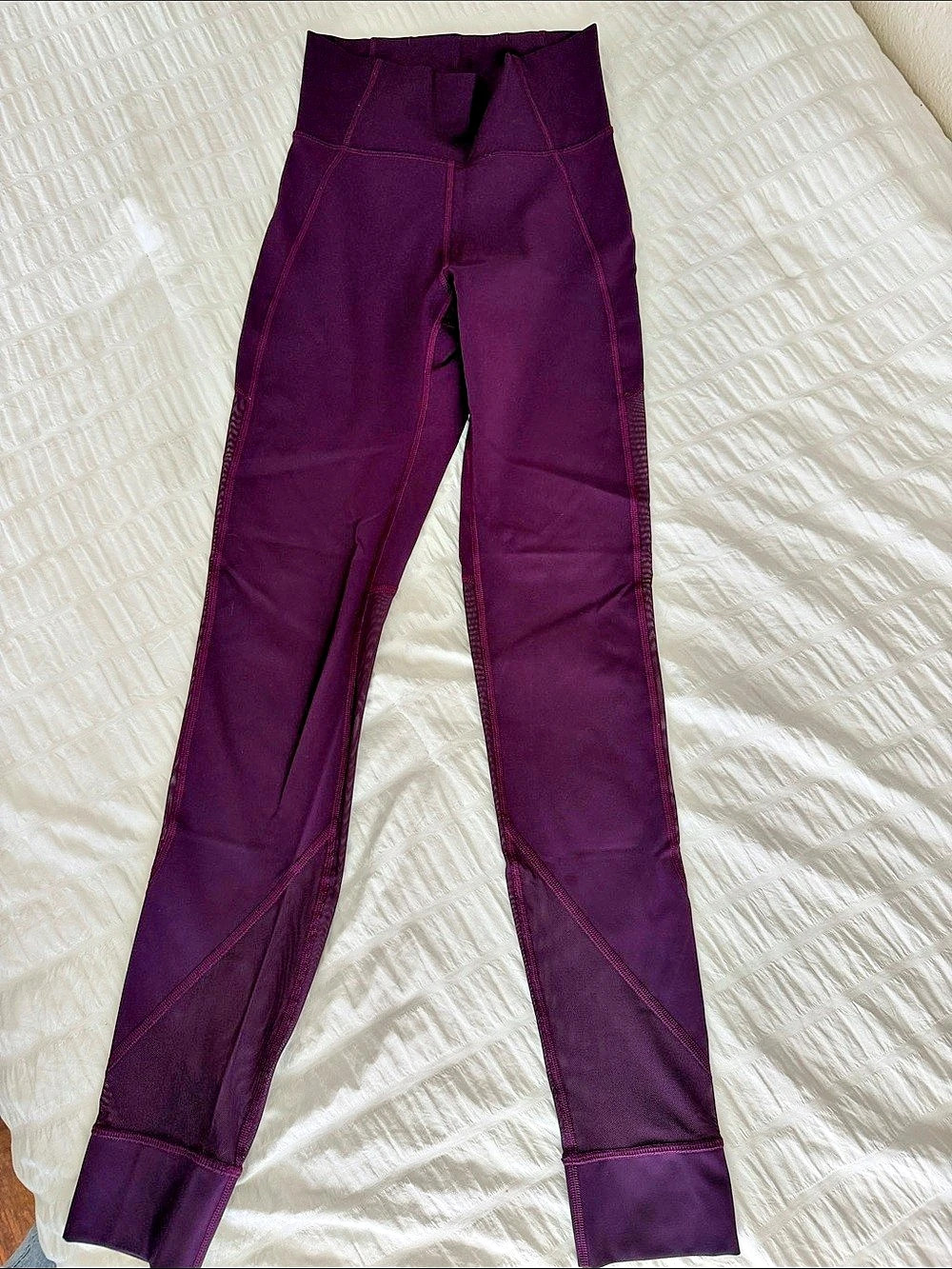 Lululemon Enlighten Crop Purple Mesh Panel Leggings Size 4
